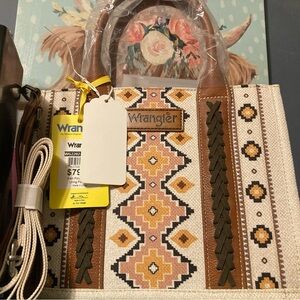 Wrangler Women's Geometric Brown and Yellow Tote